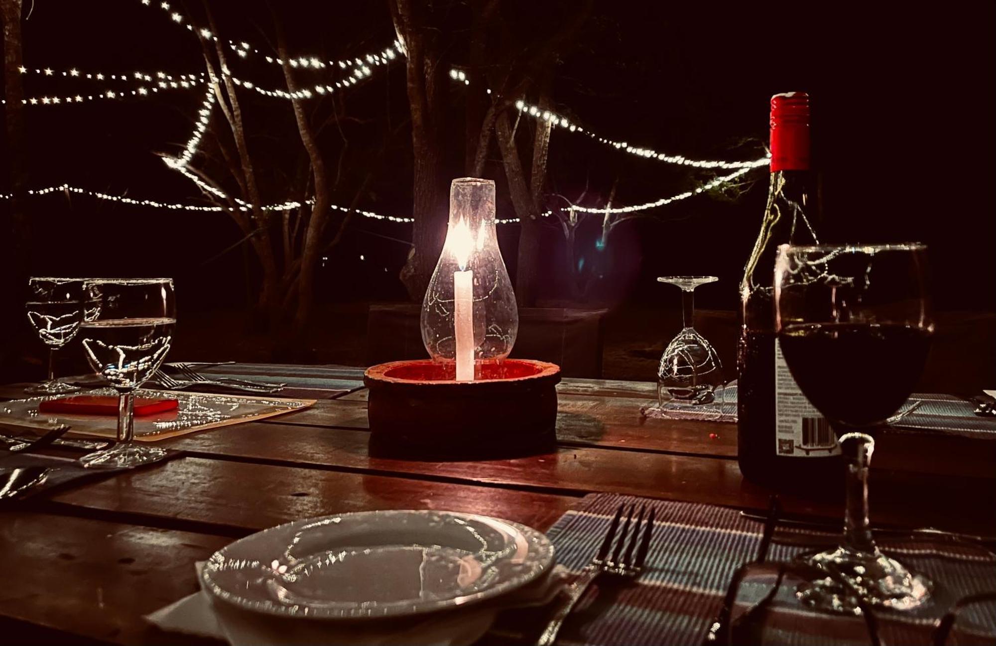 Funky Leopard Safari Lodge Bordering Yala National Park Катарагама Екстериор снимка