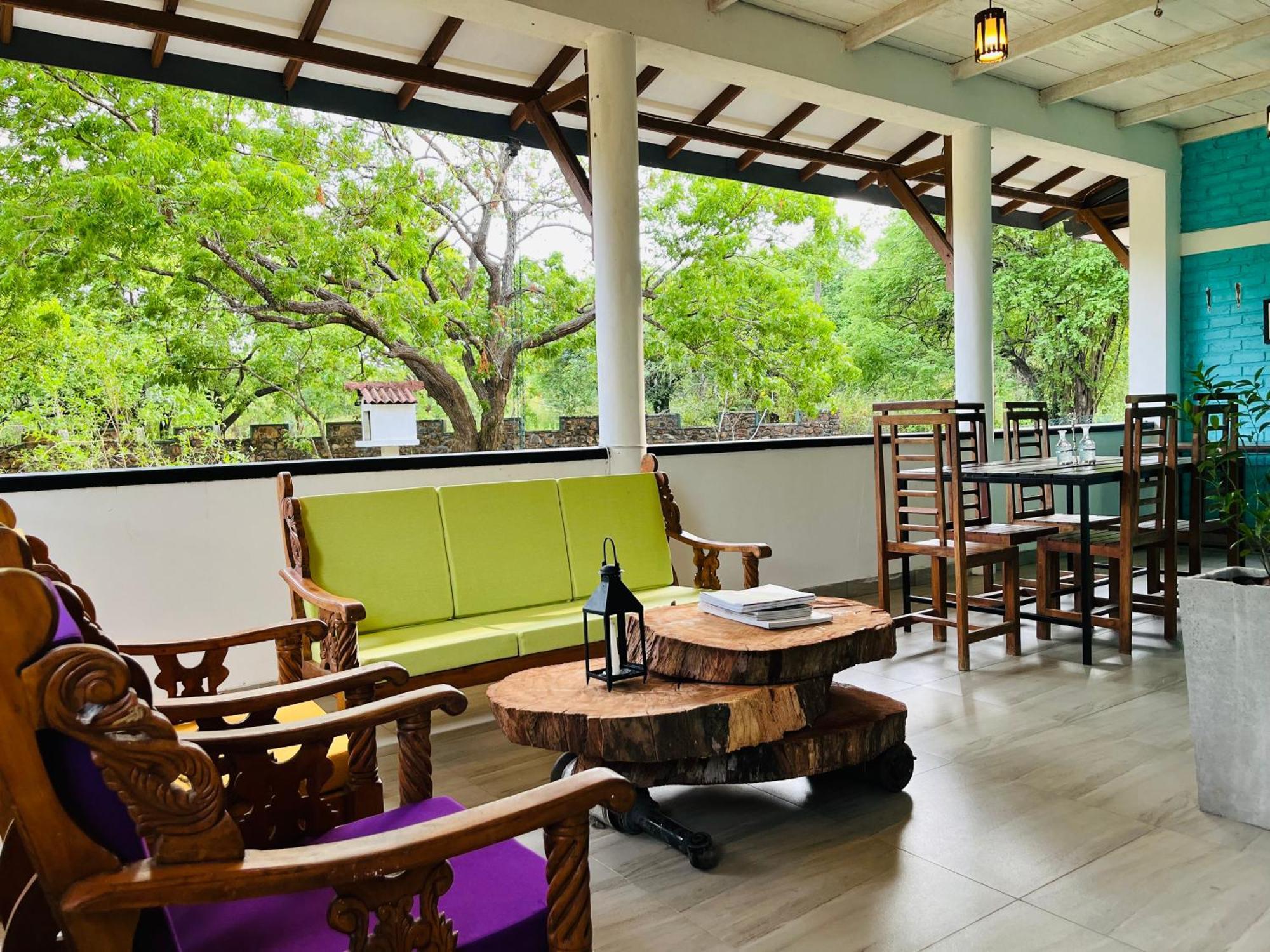 Funky Leopard Safari Lodge Bordering Yala National Park Катарагама Екстериор снимка