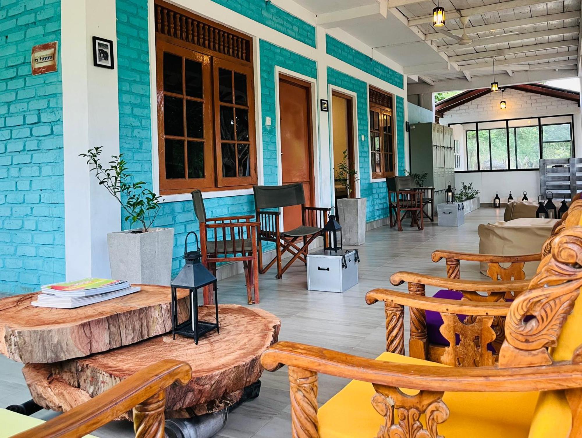 Funky Leopard Safari Lodge Bordering Yala National Park Катарагама Екстериор снимка