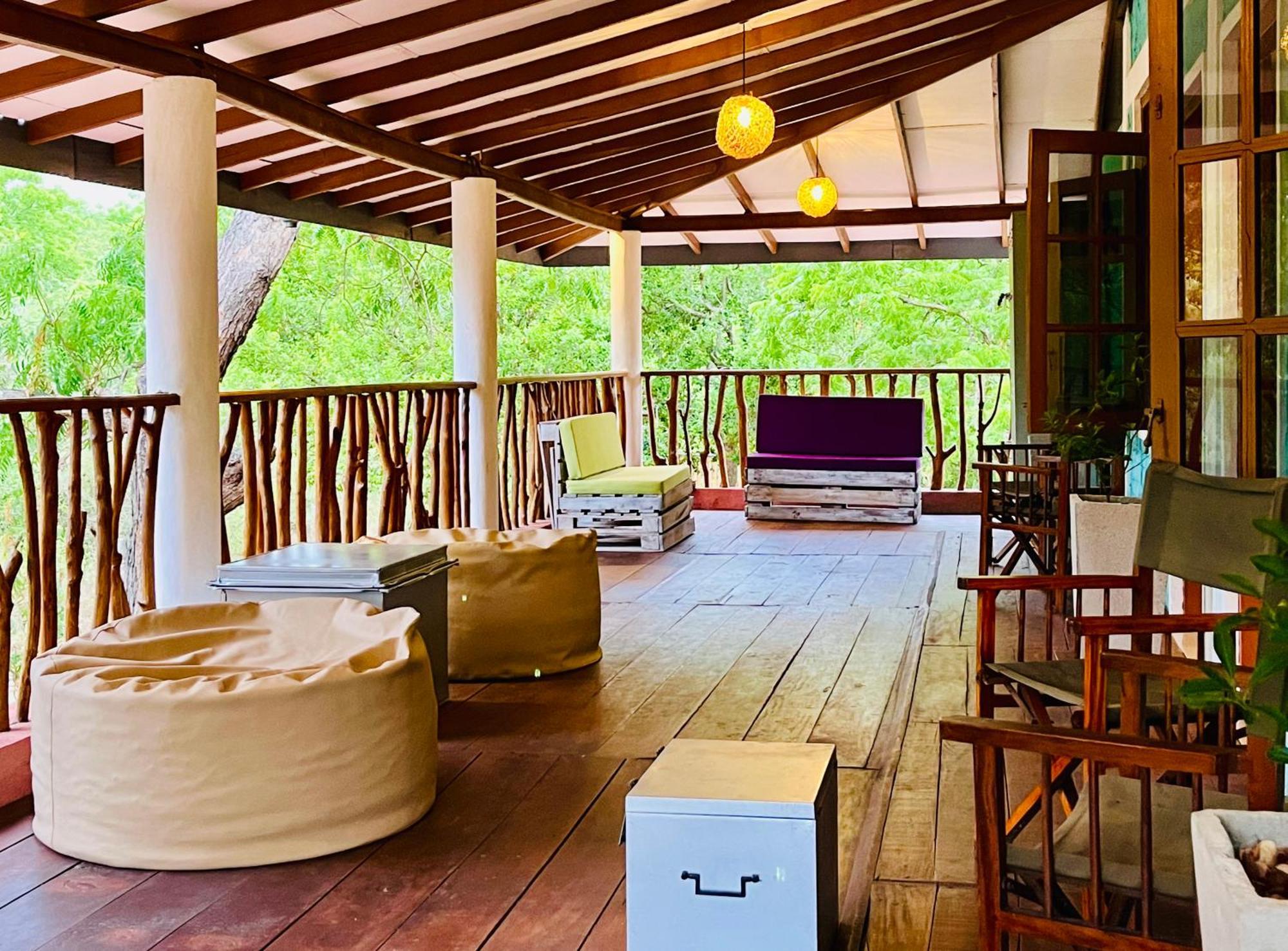 Funky Leopard Safari Lodge Bordering Yala National Park Катарагама Екстериор снимка