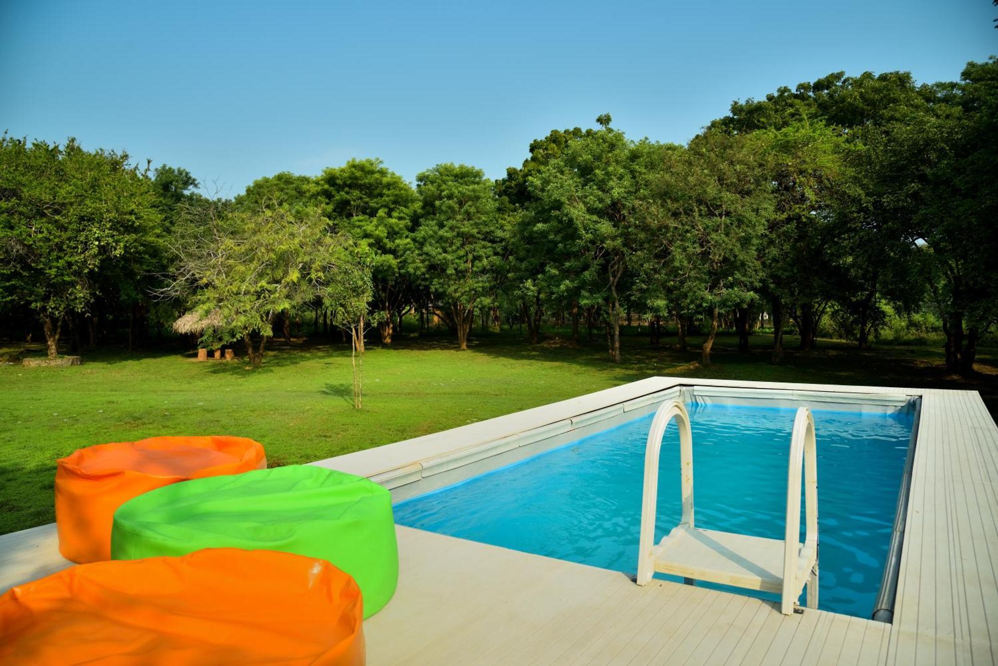 Funky Leopard Safari Lodge Bordering Yala National Park Катарагама Екстериор снимка
