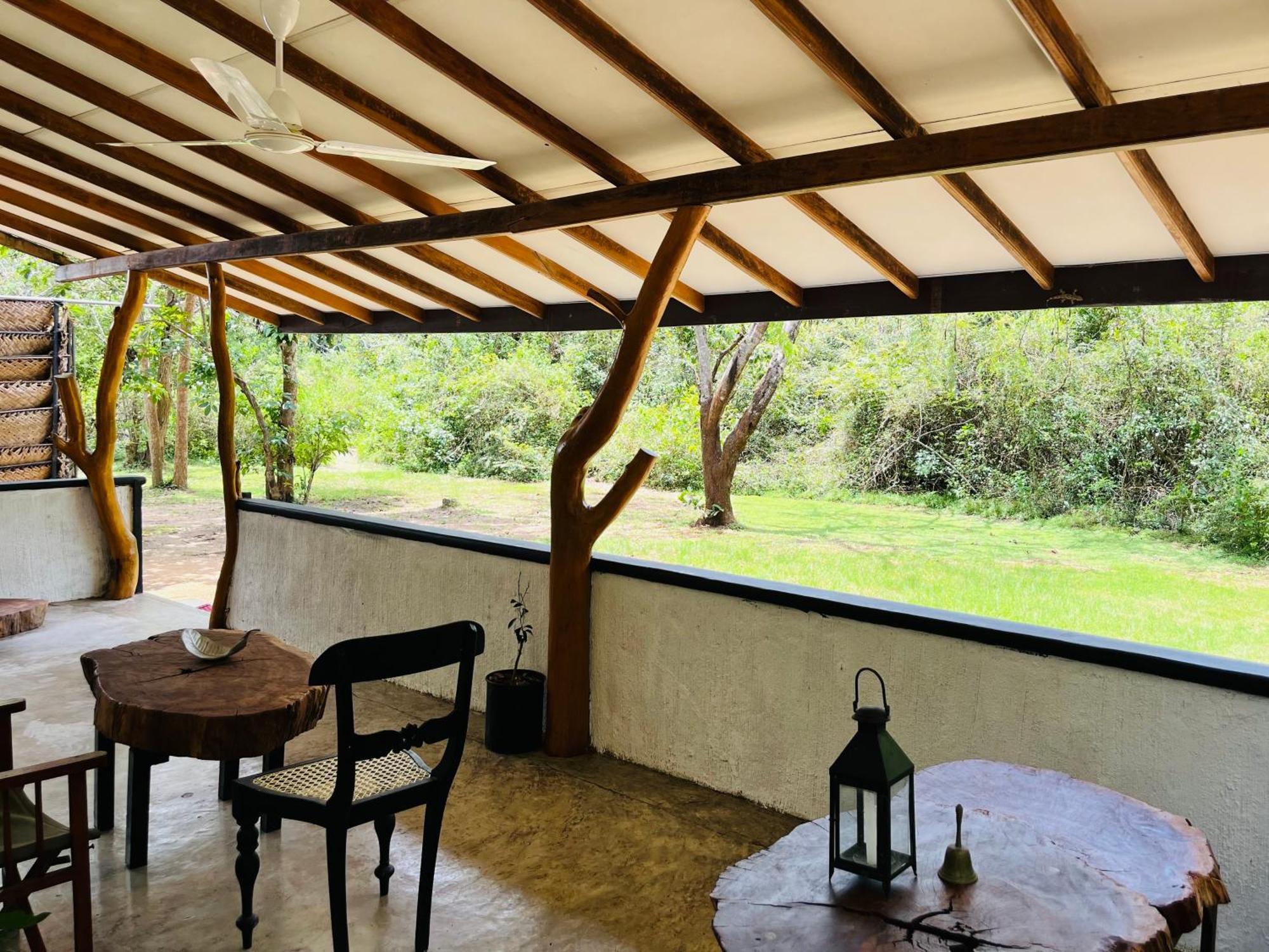 Funky Leopard Safari Lodge Bordering Yala National Park Катарагама Екстериор снимка